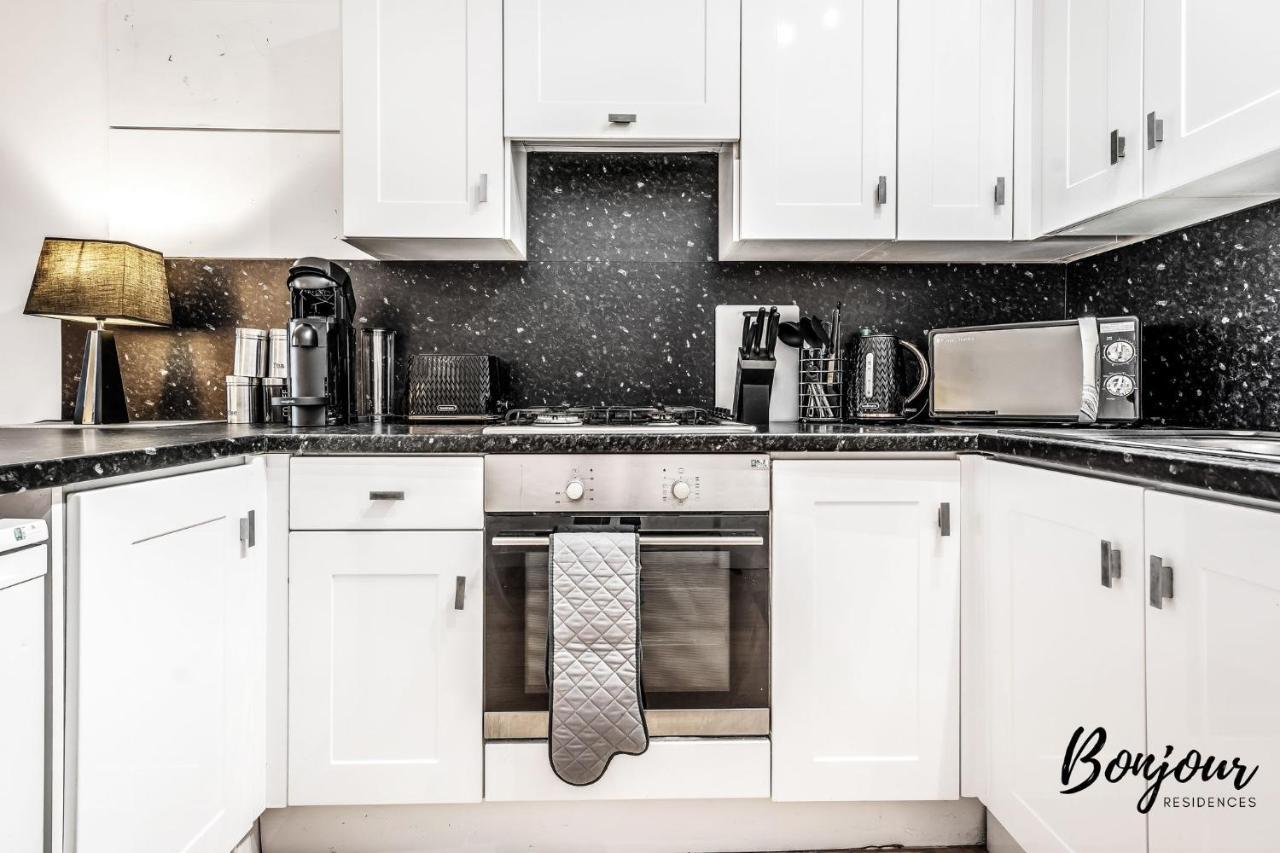 Cosy Grassmarket 2Br-1Ba - Newly Decorated! By Bonjour Residences Edinburgh Exteriér fotografie