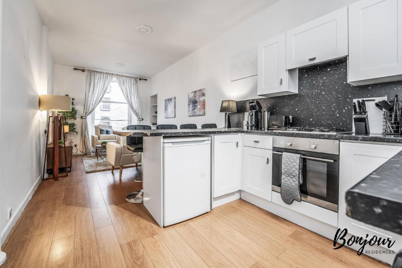 Cosy Grassmarket 2Br-1Ba - Newly Decorated! By Bonjour Residences Edinburgh Exteriér fotografie