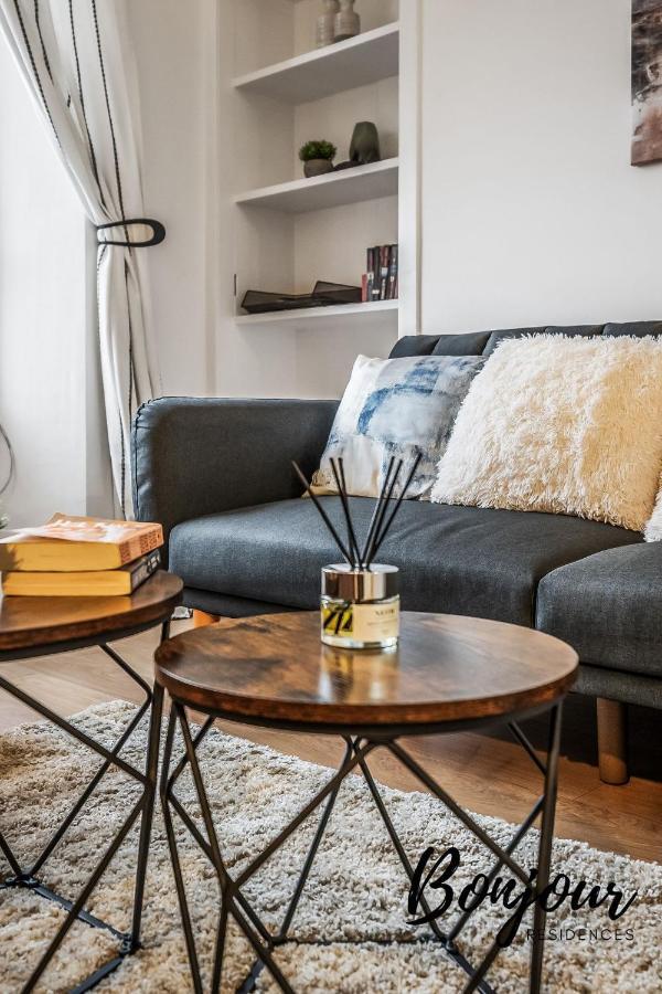 Cosy Grassmarket 2Br-1Ba - Newly Decorated! By Bonjour Residences Edinburgh Exteriér fotografie