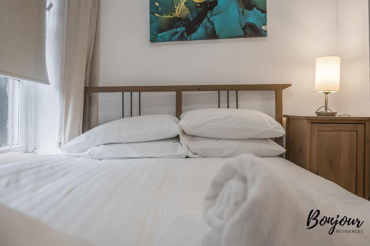 Cosy Grassmarket 2Br-1Ba - Newly Decorated! By Bonjour Residences Edinburgh Exteriér fotografie